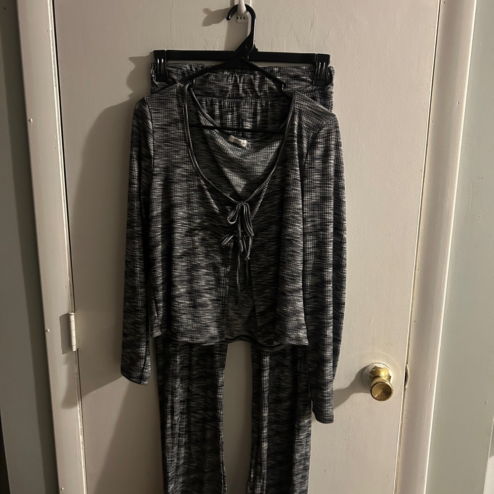 Gray Women's Lounge Set W/ tie chest